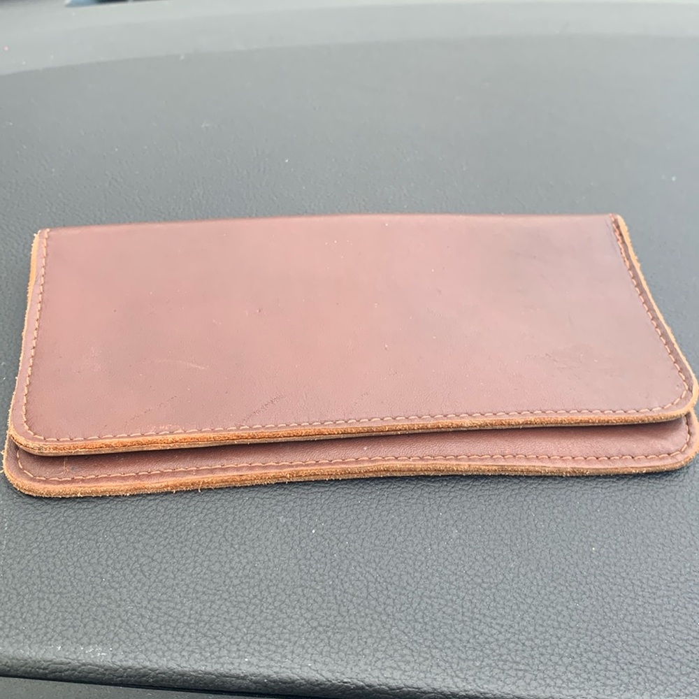 ROOTS Canada brown Leather Bifold Checkbook Wallet